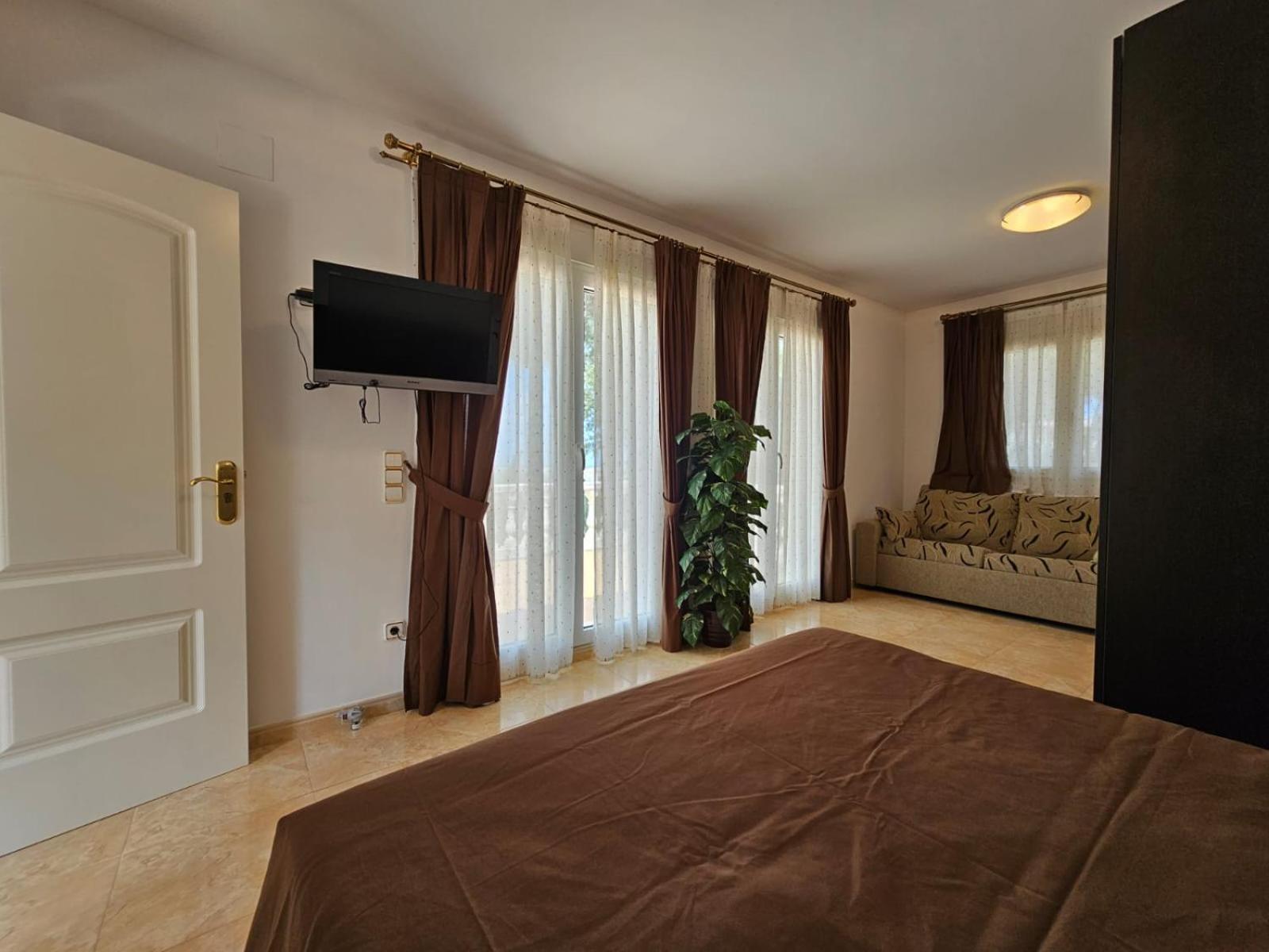 Villa Comas Dénia Buitenkant foto